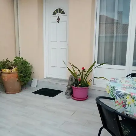 Maison Partagee Avec Un Privee