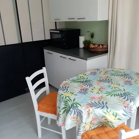 Maison Partagee Avec Un Privee Мио